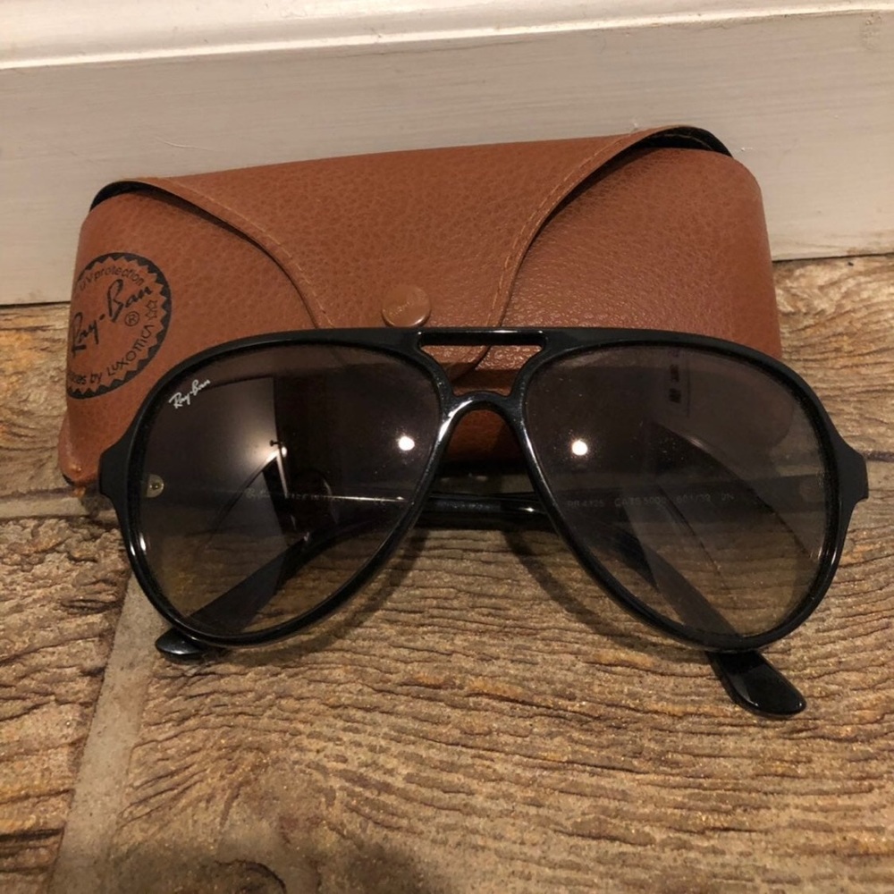Ray-Ban sunglasses 5000 Classic Black Frame